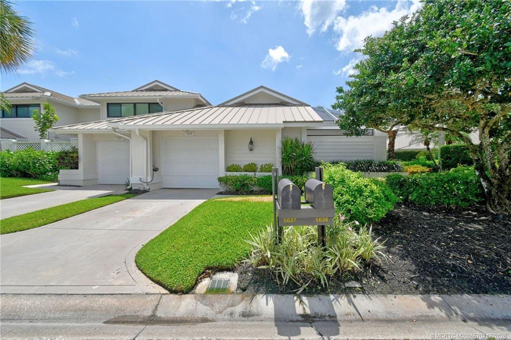 5636 SE Foxcross Place, Stuart, FL 34997 photo 3