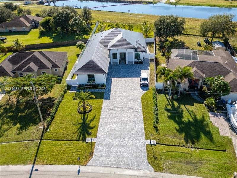 337 SW Kestor Drive — photo 4