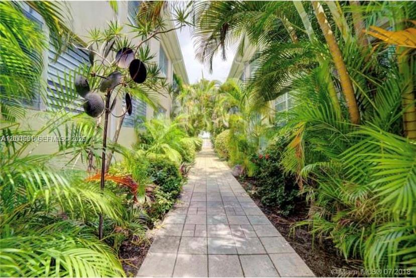 4740 Pine Tree Drive 25, Miami Beach, FL 33140, Miami Beach