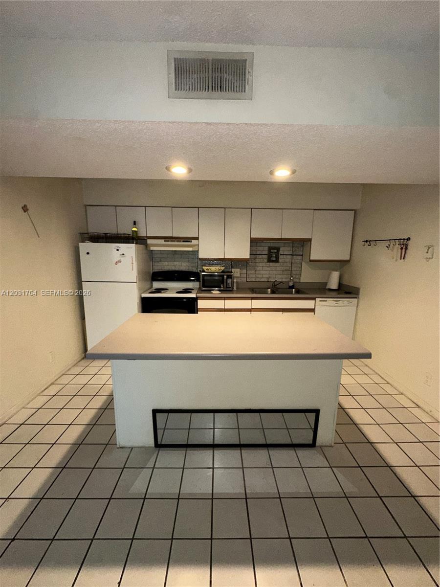 4055 W Mcnab Road H309, Pompano Beach, FL 33069, Pompano Beach