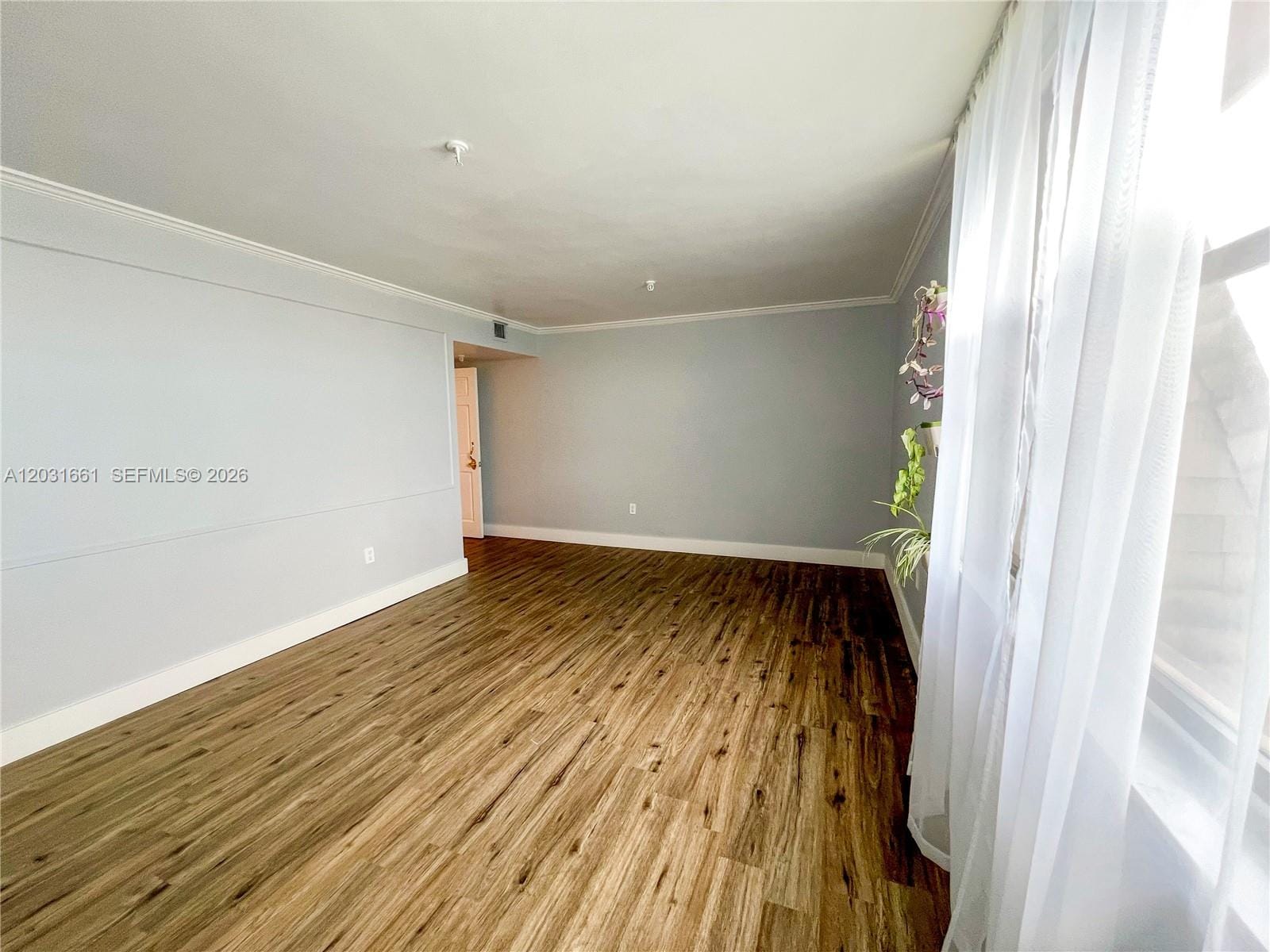 671 NE 195th Street 425-E, Miami, FL 33179 photo 9