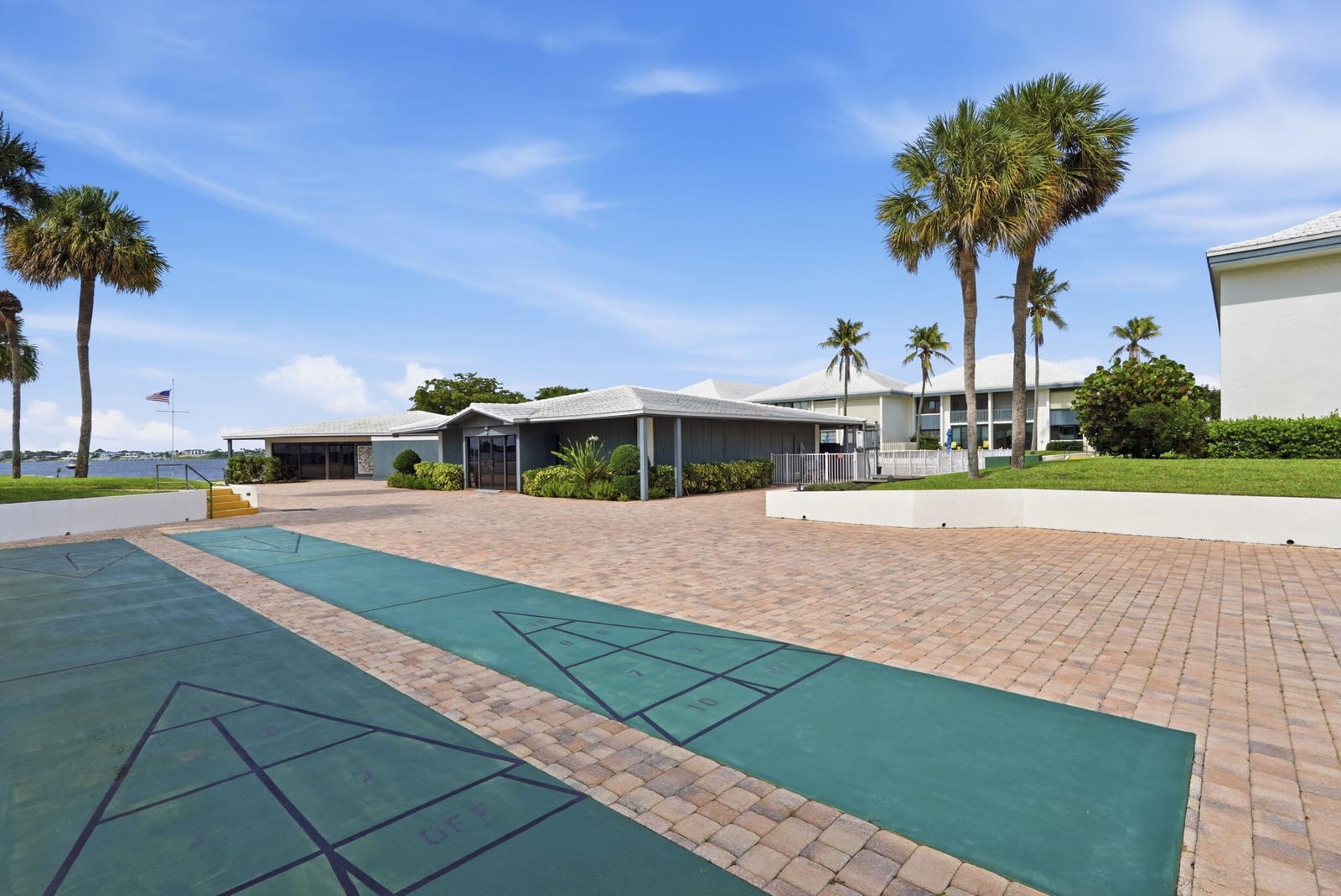 175 SE St Lucie Boulevard D-2, Stuart, FL 34996 photo 24