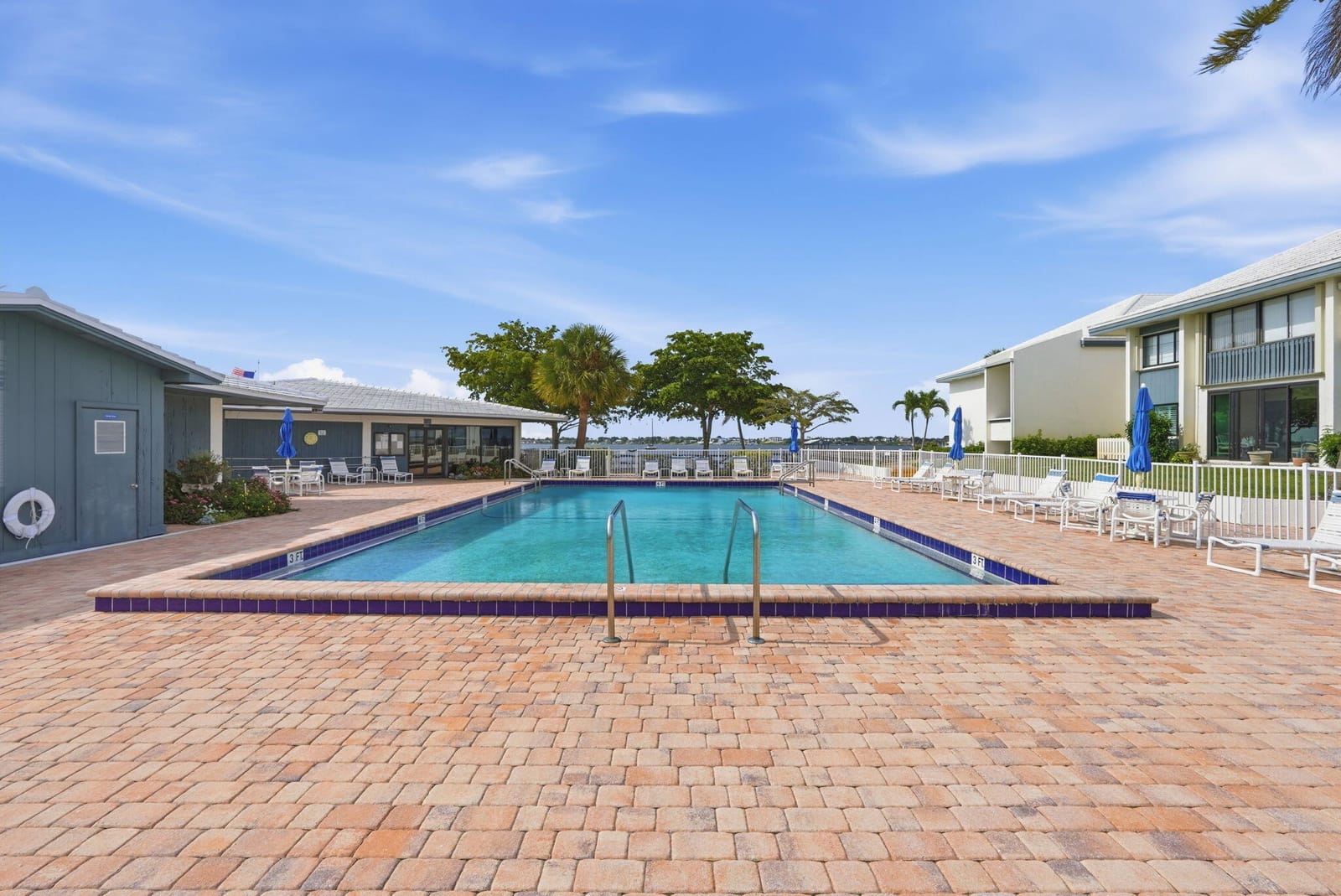 175 SE St Lucie Boulevard D-2, Stuart, FL 34996 photo 29
