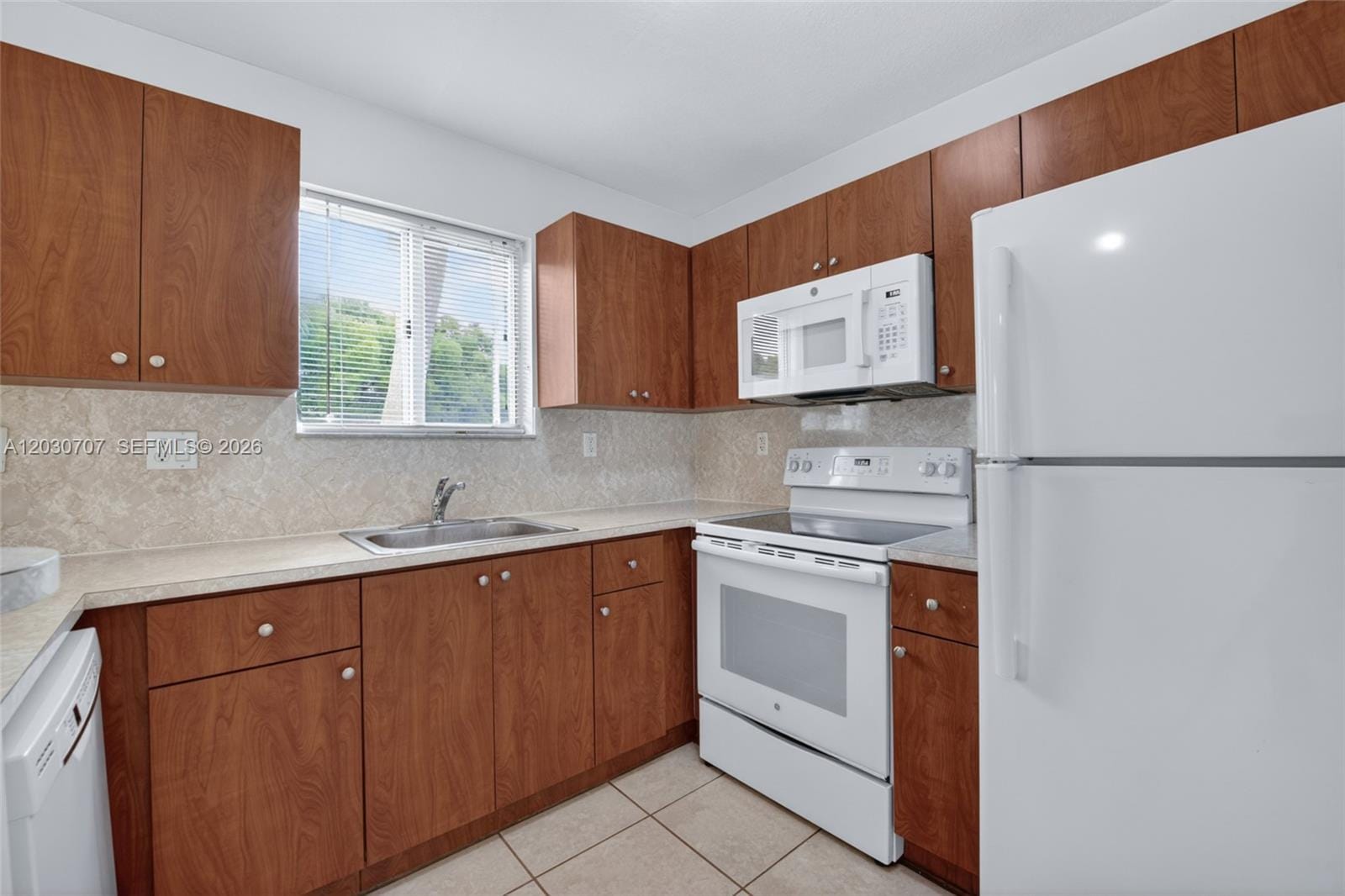 2721 SE 12th Place 206, Homestead, FL 33035 photo 11