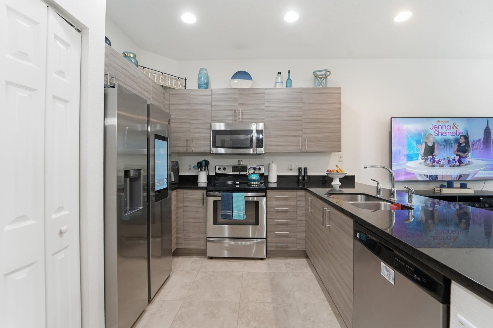 6128 SE Portofino Circle 104, Hobe Sound, FL 33455 photo 16