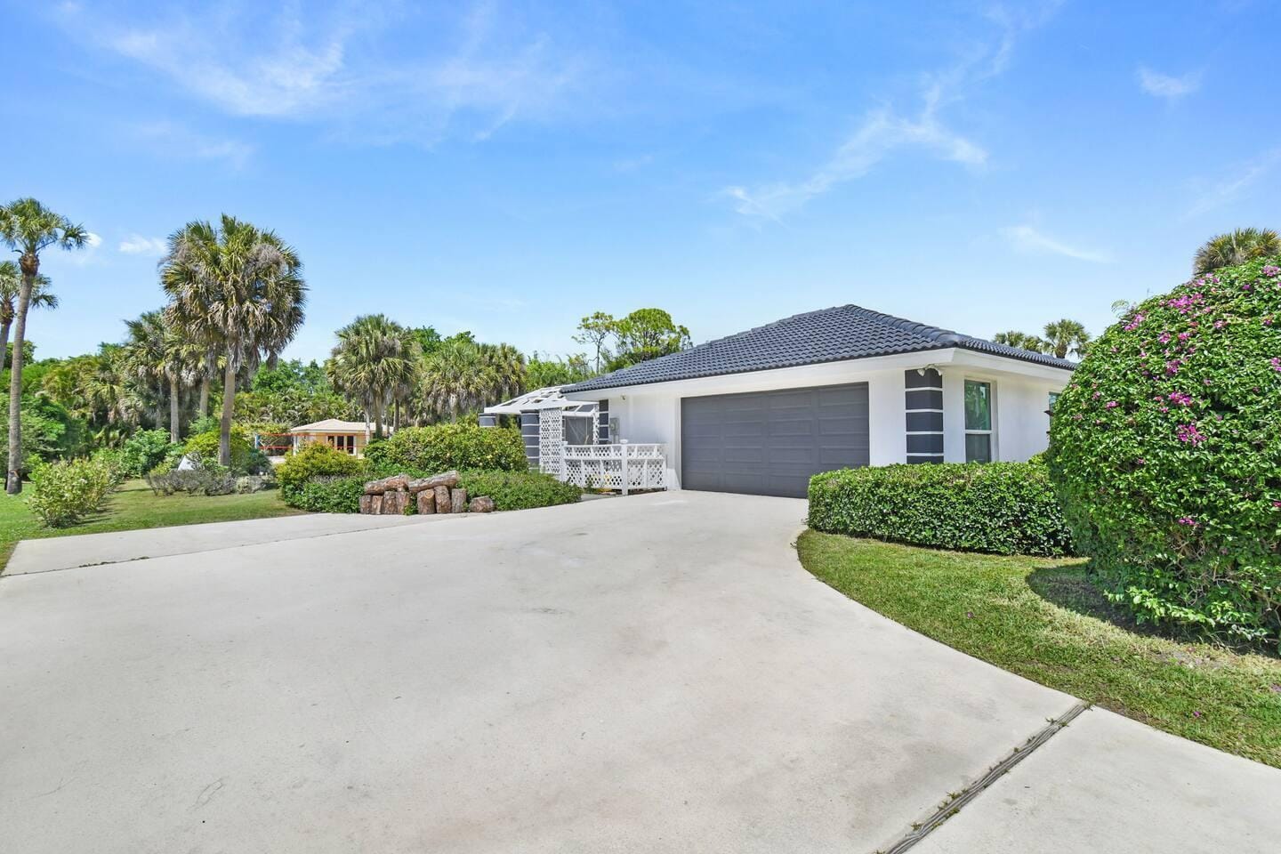 12231 Areaca Drive — photo 2