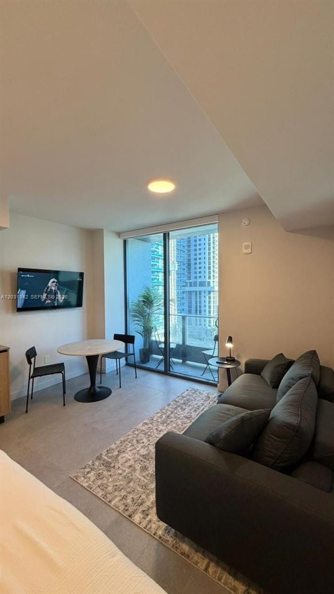 121 NE 5th Street 1012A, Miami, FL 33132 photo 11