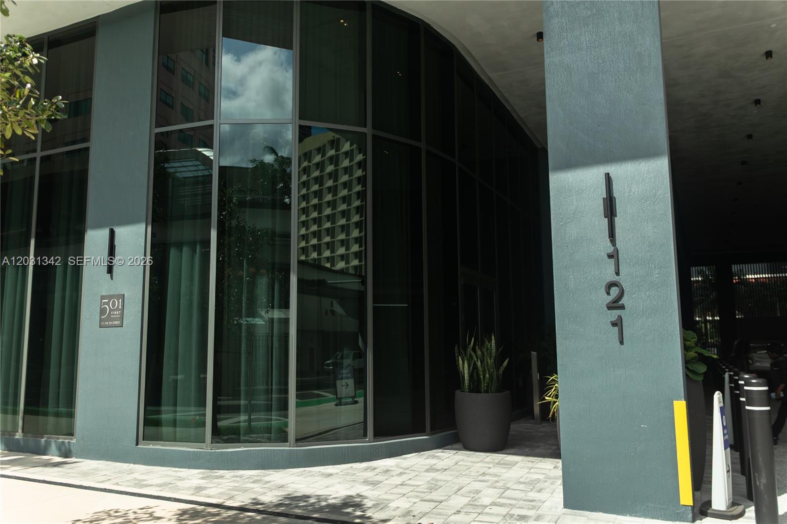 121 NE 5th Street 1012A, Miami, FL 33132, Miami