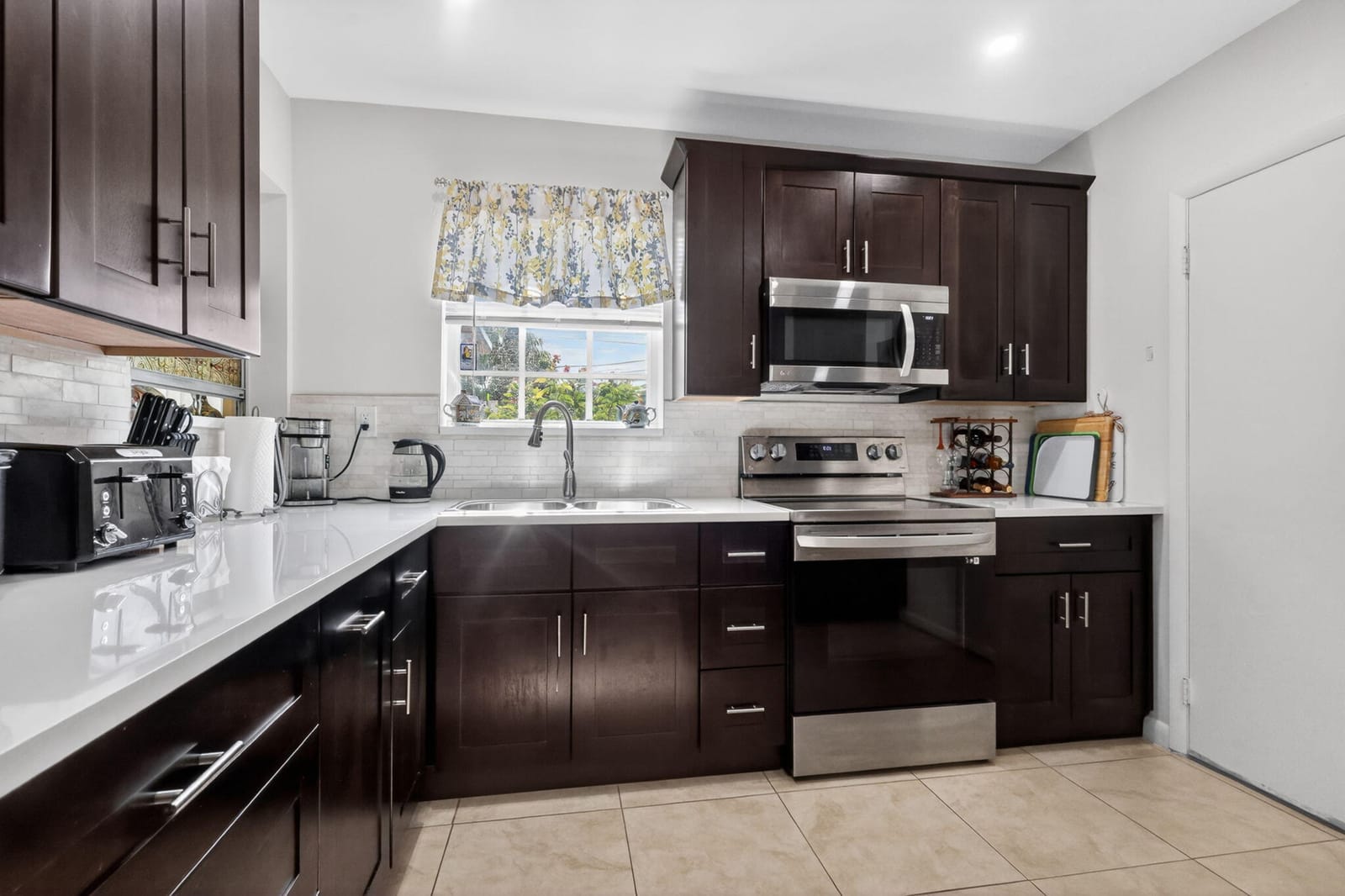 241 N 68th Terrace, Hollywood, FL 33024 photo 13