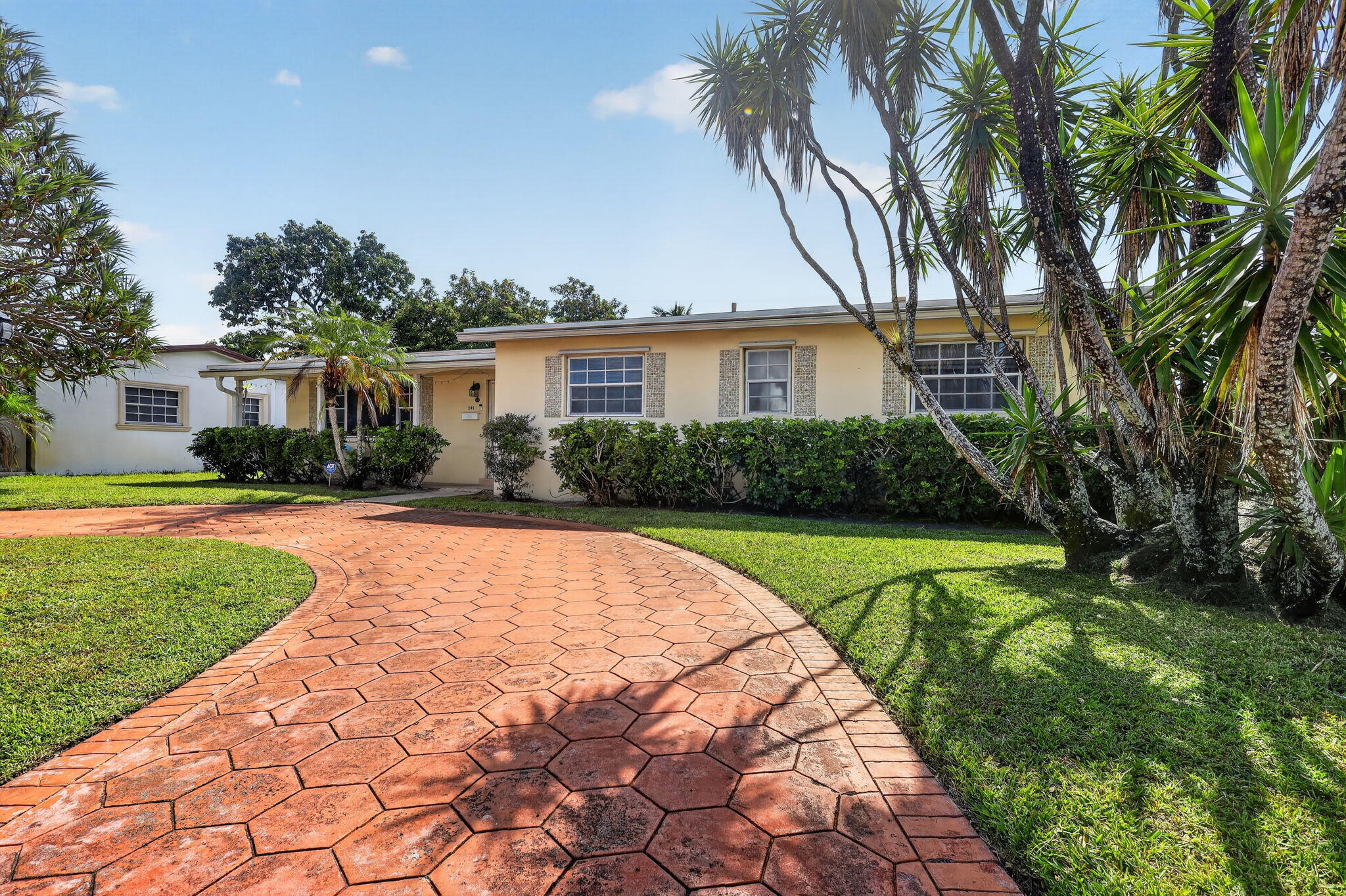 241 N 68th Terrace, Hollywood, FL 33024, Hollywood