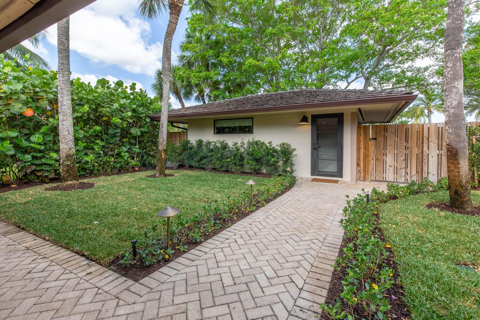 11669 Wimbledon Circle, Wellington, FL 33414 photo 30