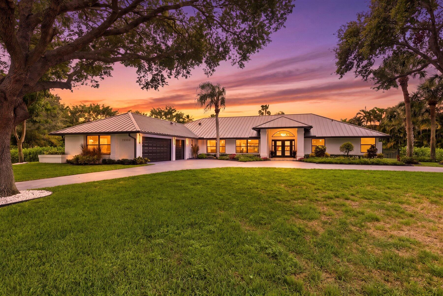 15555 De Havilland Court, Wellington, FL 33414, Wellington