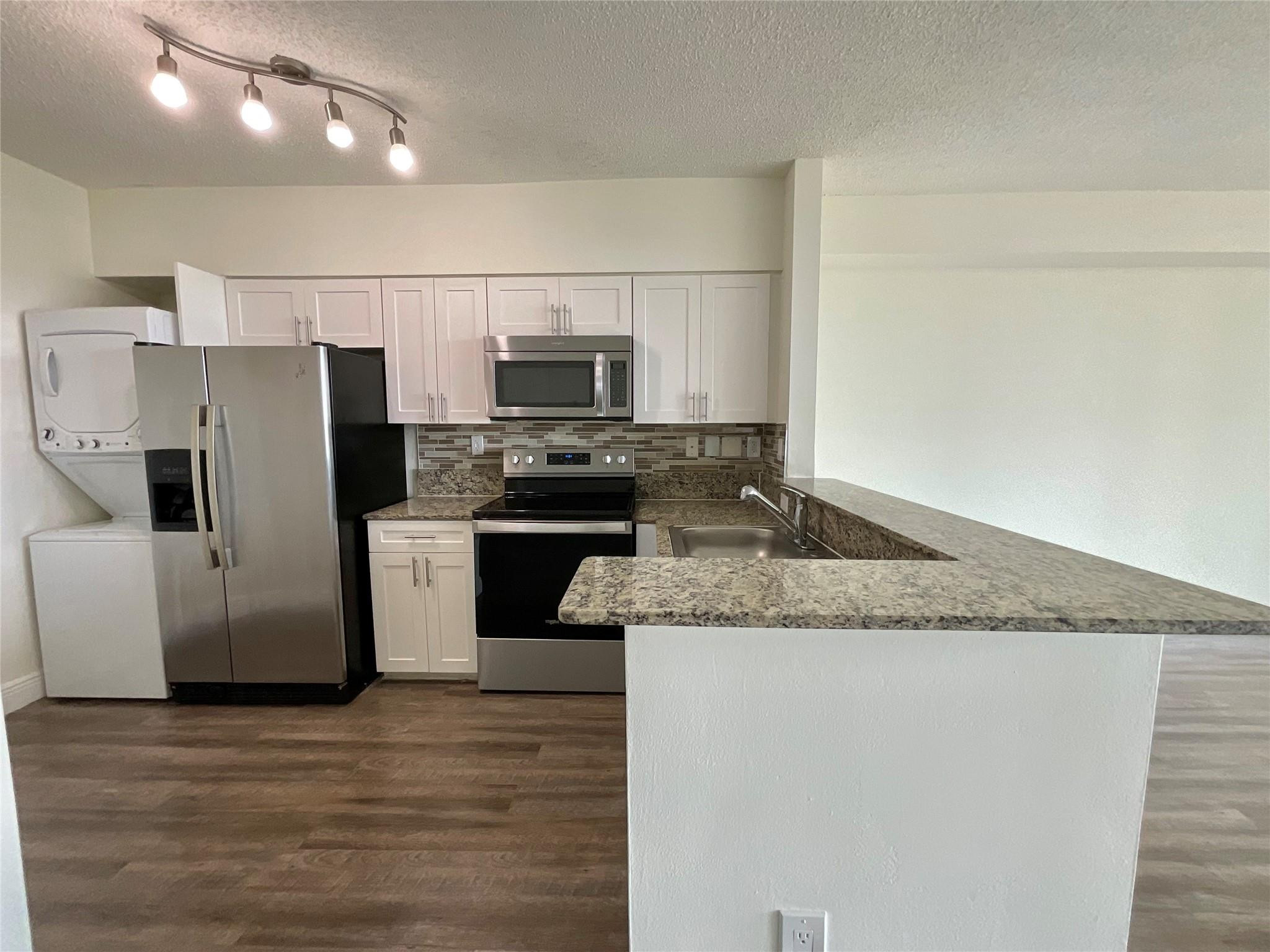 16900 N Bay Road 1-601, Sunny Isles Beach, FL 33160, Sunny Isles Beach