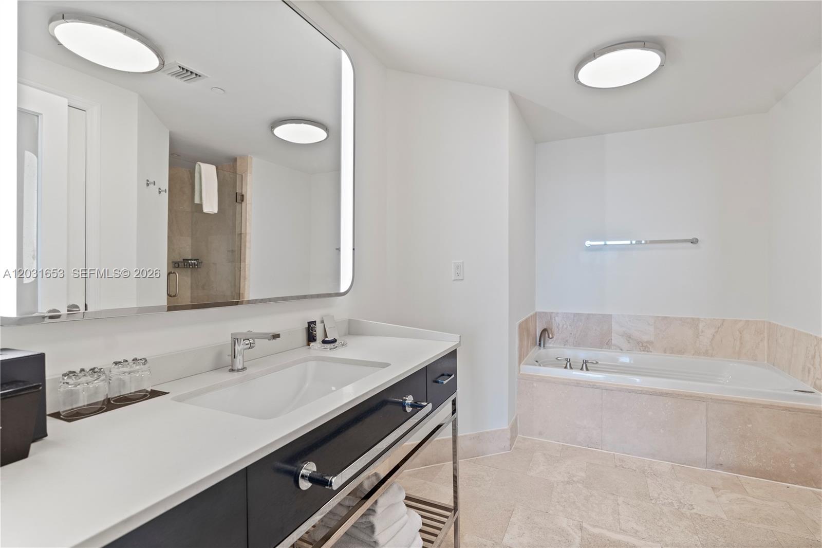 4401 Collins Avenue 1206, Miami Beach, FL 33140 photo 27