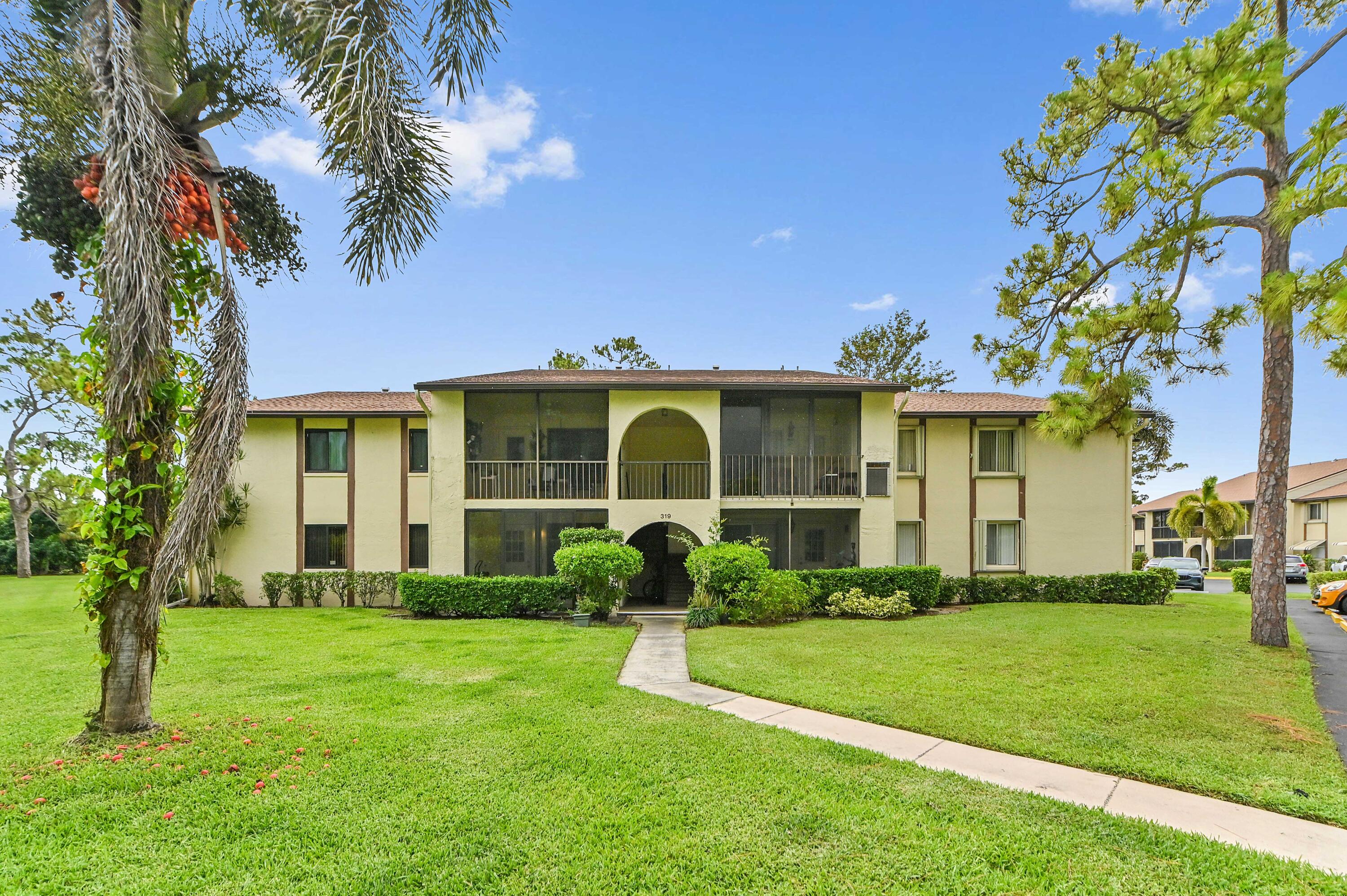 319 Knotty Pine Circle C-1, Greenacres, FL 33463, Greenacres