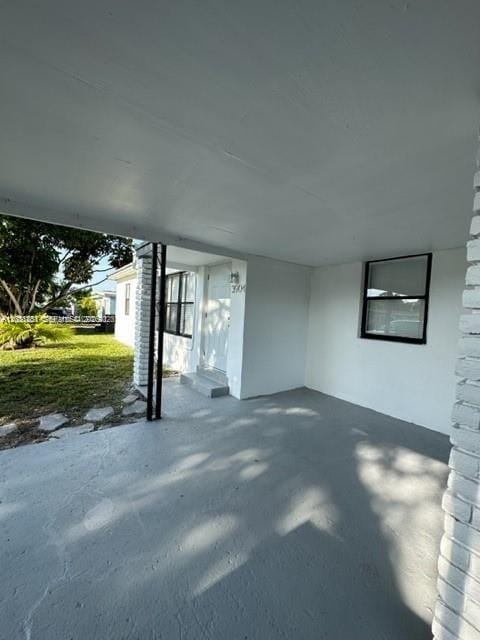 3904 SW 58th Avenue — photo 2