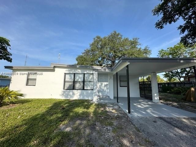 3904 SW 58th Avenue — photo 3