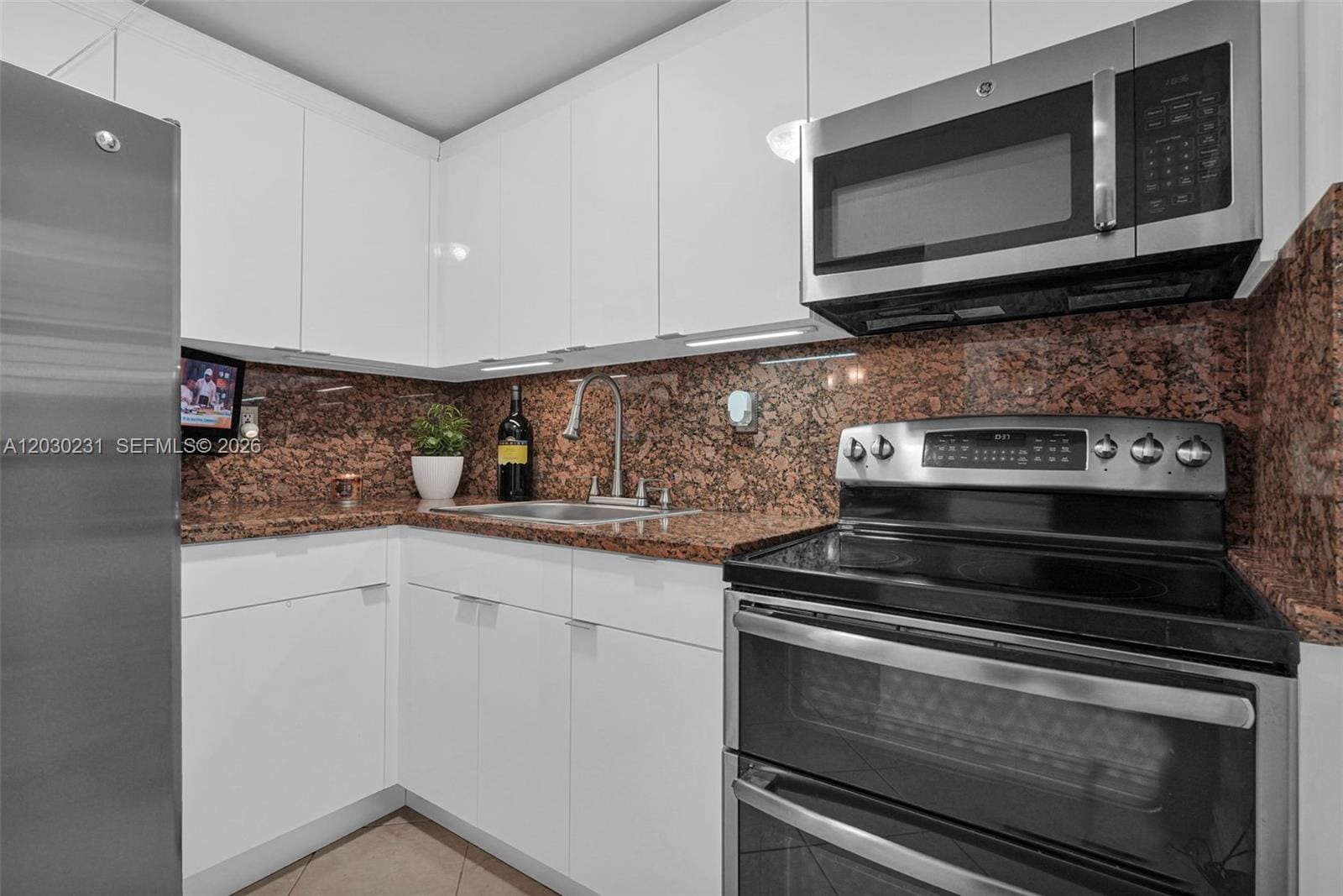 6095 W 18th Avenue S107, Hialeah, FL 33012 photo 9