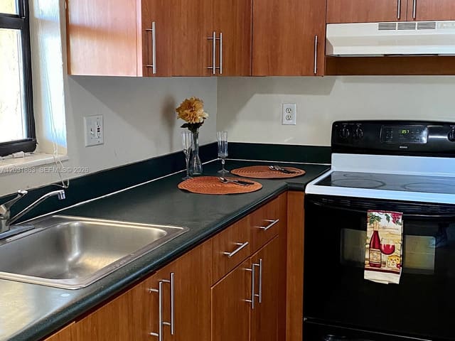 4061 N Dixie Highway 28, Oakland Park, FL 33334