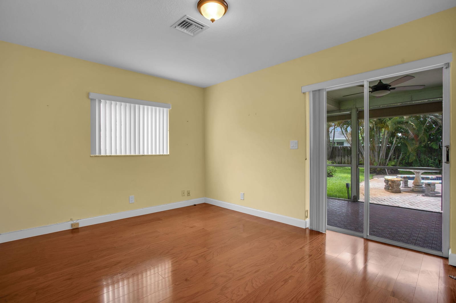 1910 NE 52nd Street NE, Fort Lauderdale, FL 33308 photo 16