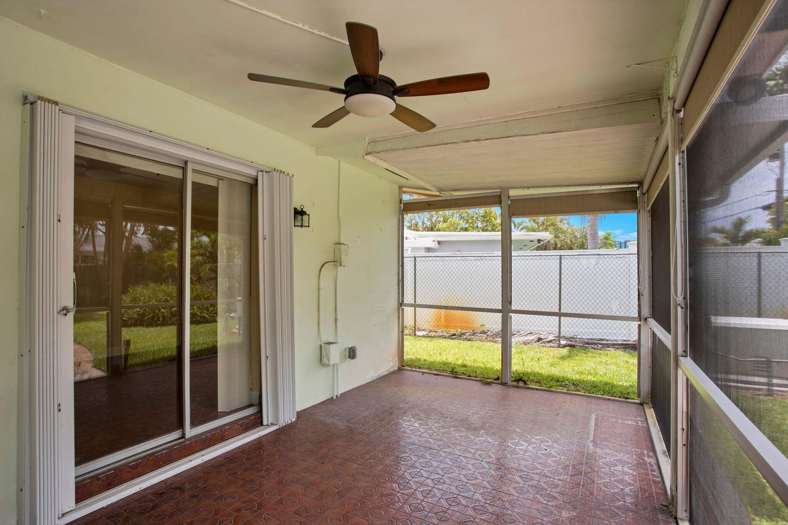 1910 NE 52nd Street NE, Fort Lauderdale, FL 33308 photo 28