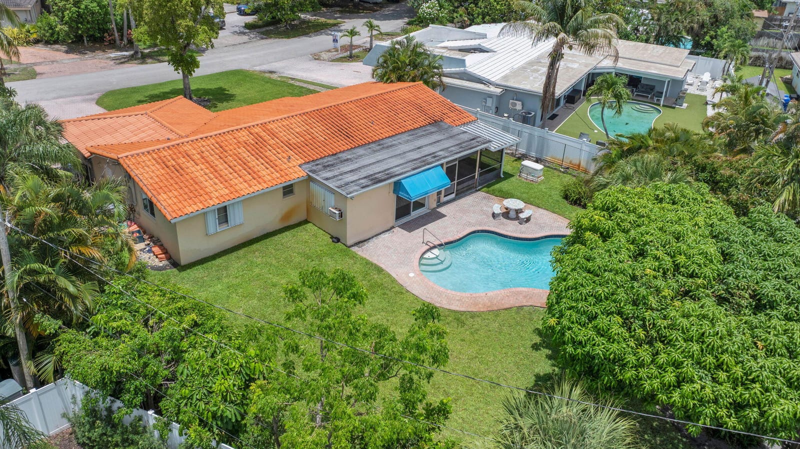 1910 NE 52nd Street NE, Fort Lauderdale, FL 33308 photo 4