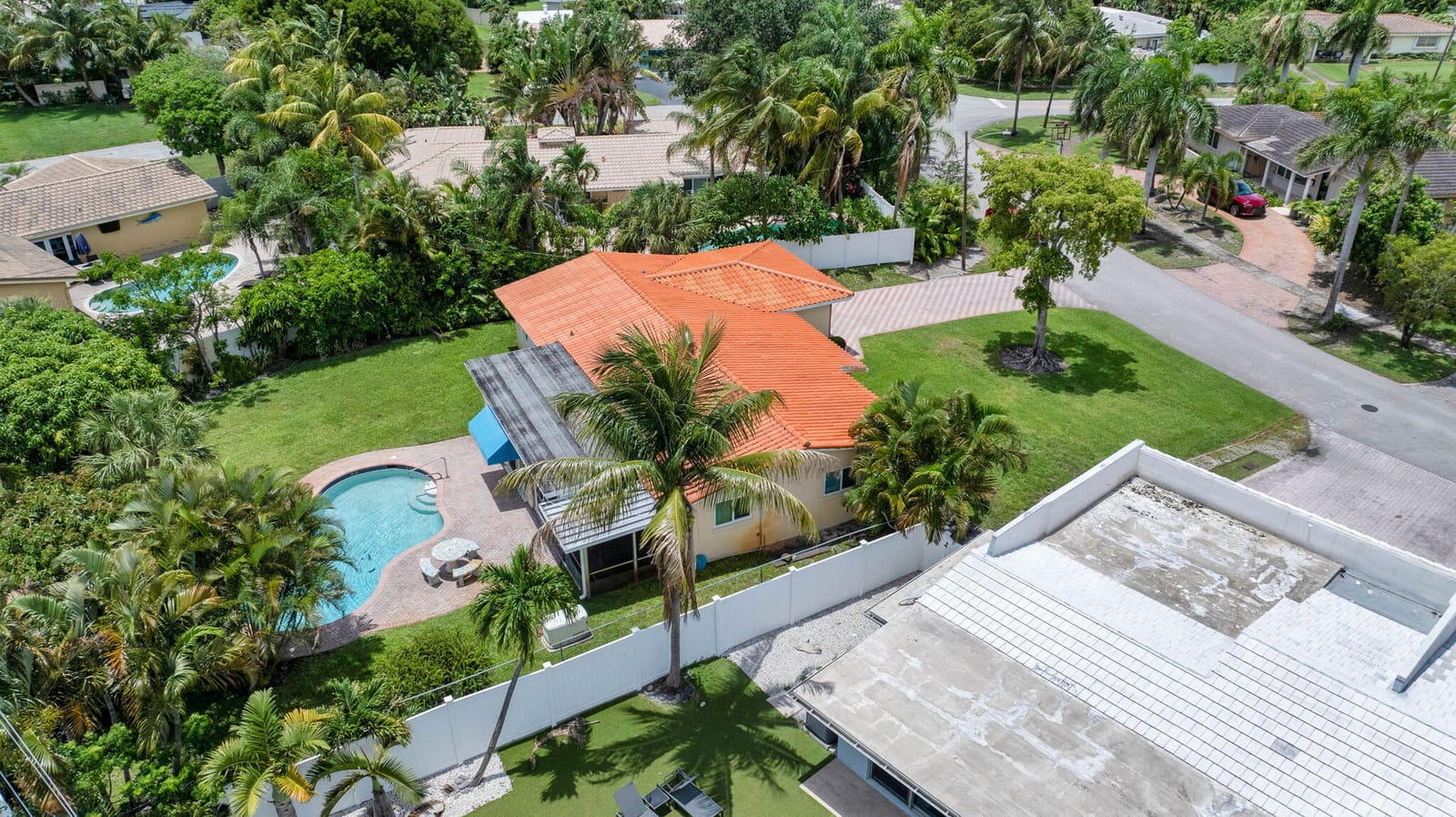 1910 NE 52nd Street NE, Fort Lauderdale, FL 33308 photo 5