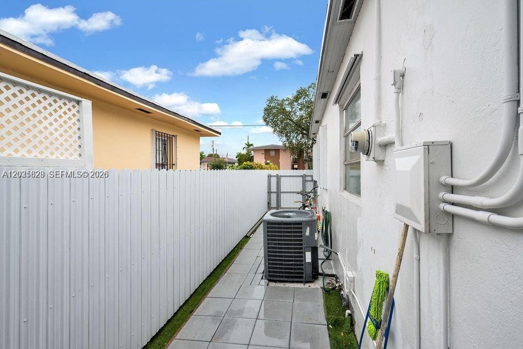 600 NW 34th Avenue, Miami, FL 33125 photo 16