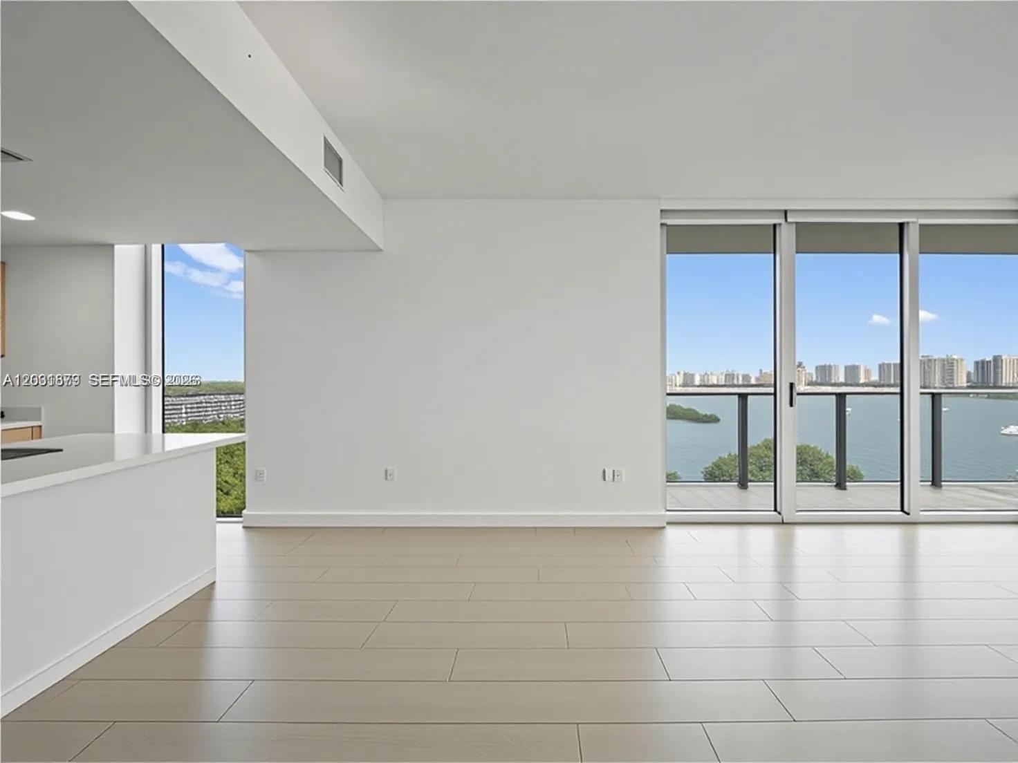 16385 Biscayne Boulevard 1615, North Miami Beach, FL 33160, North Miami Beach