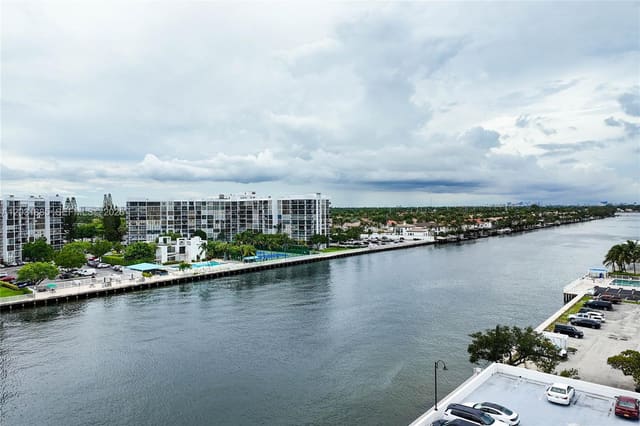 3000 S Ocean Drive 712, Hollywood, FL 33019