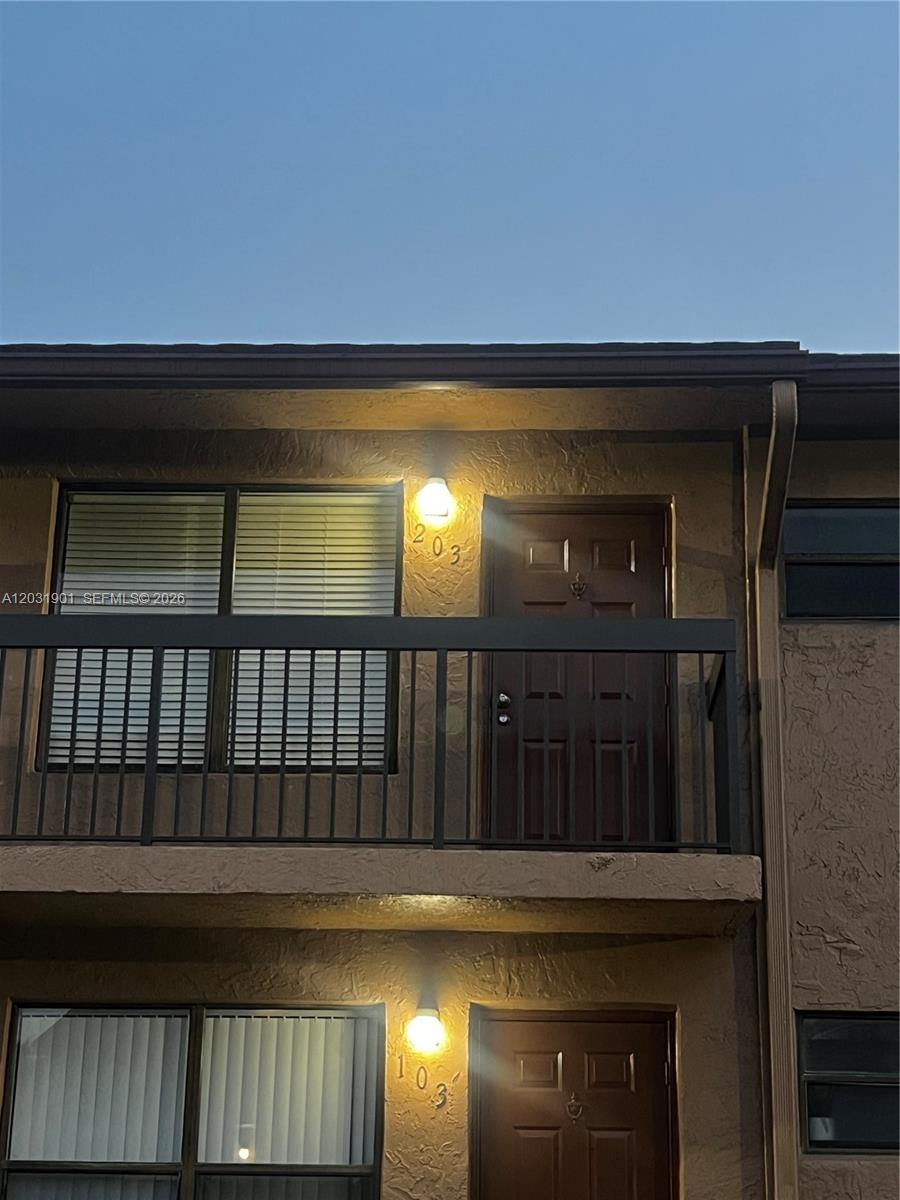 10002 Winding Lake Road 203, Sunrise, FL 33351, Sunrise