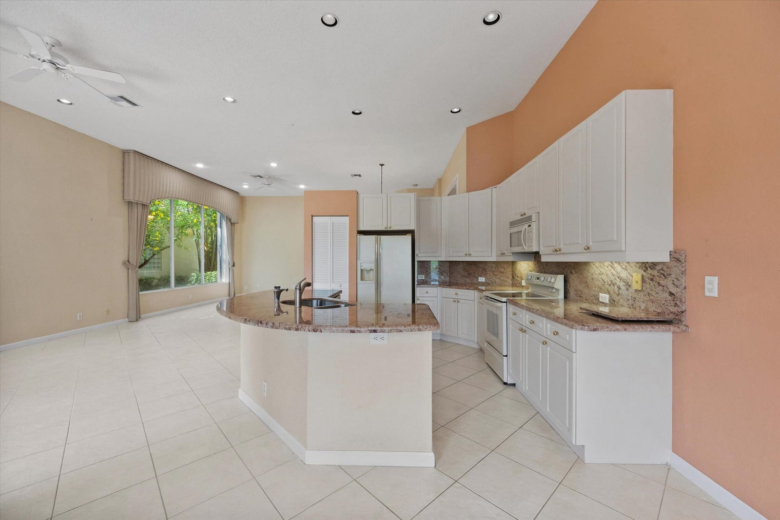 10911 Royal Devon Way, Lake Worth, FL 33449 photo 15