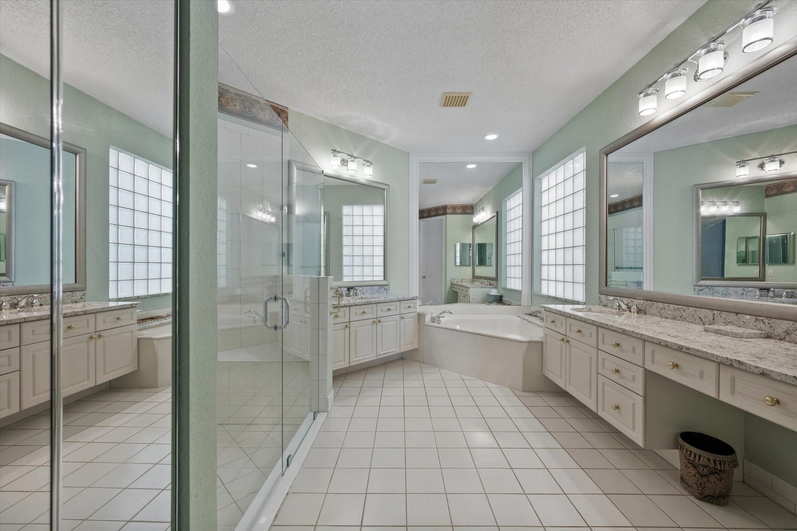 10911 Royal Devon Way, Lake Worth, FL 33449 photo 22