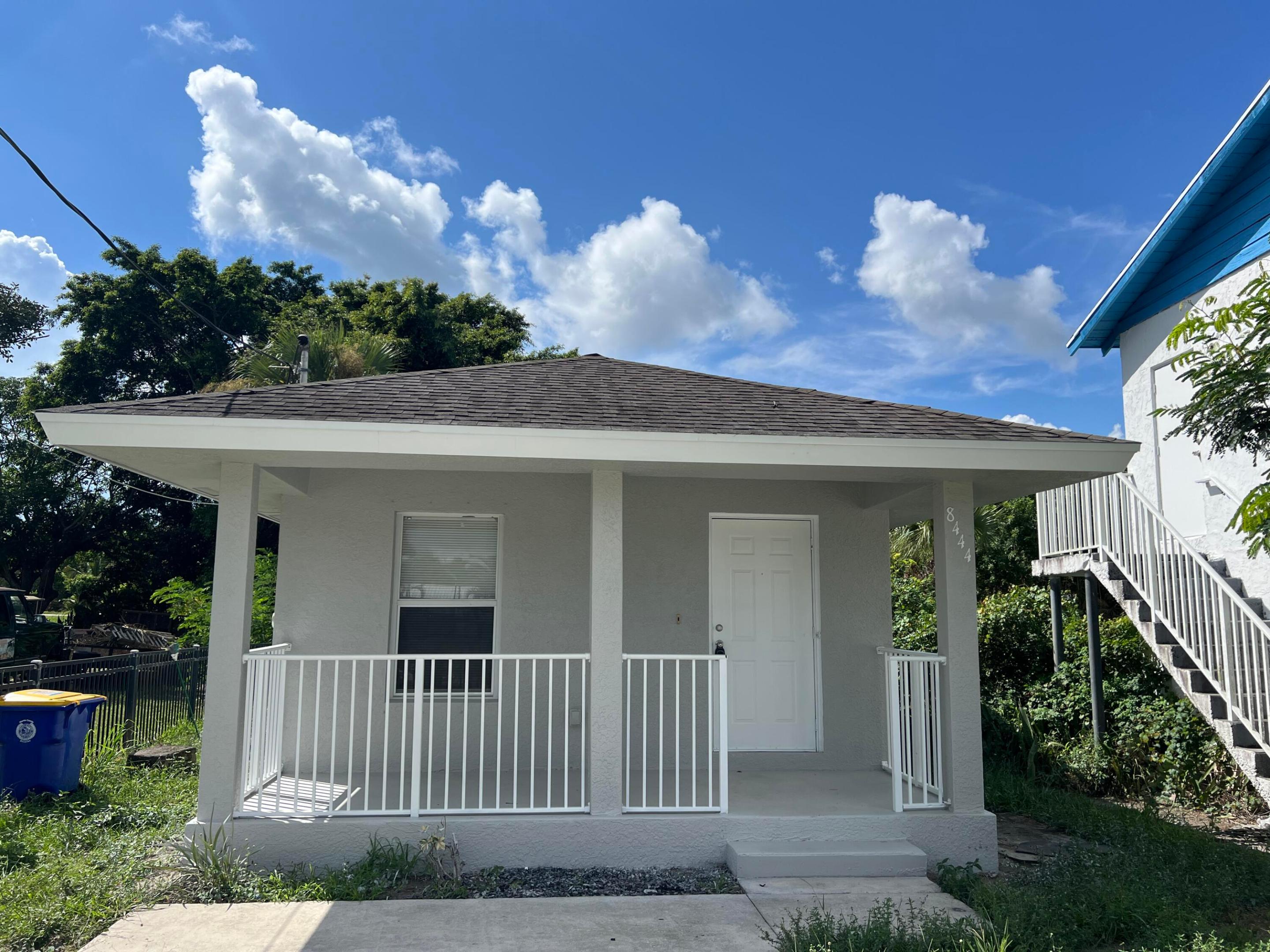 8444 SE Date Street, Hobe Sound, FL 33455, Hobe Sound