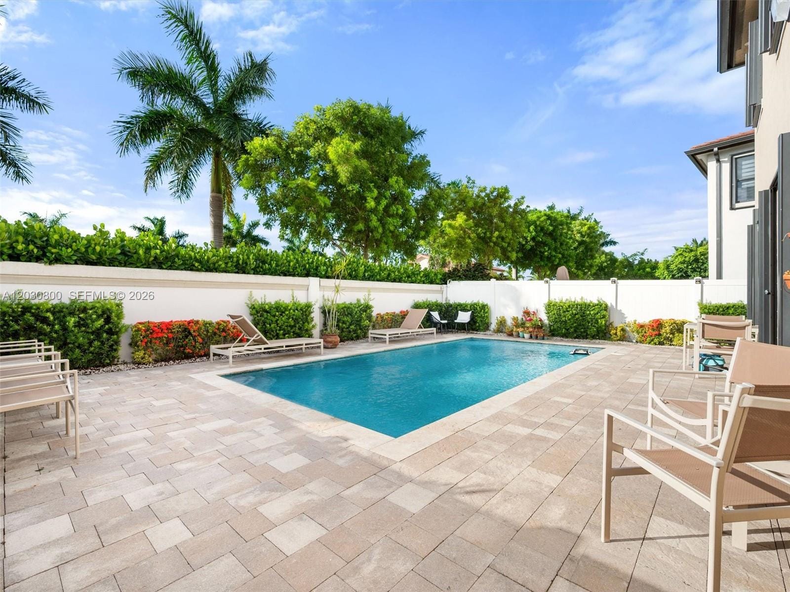 3577 W 106th Terrace, Hialeah, FL 33018 photo 2