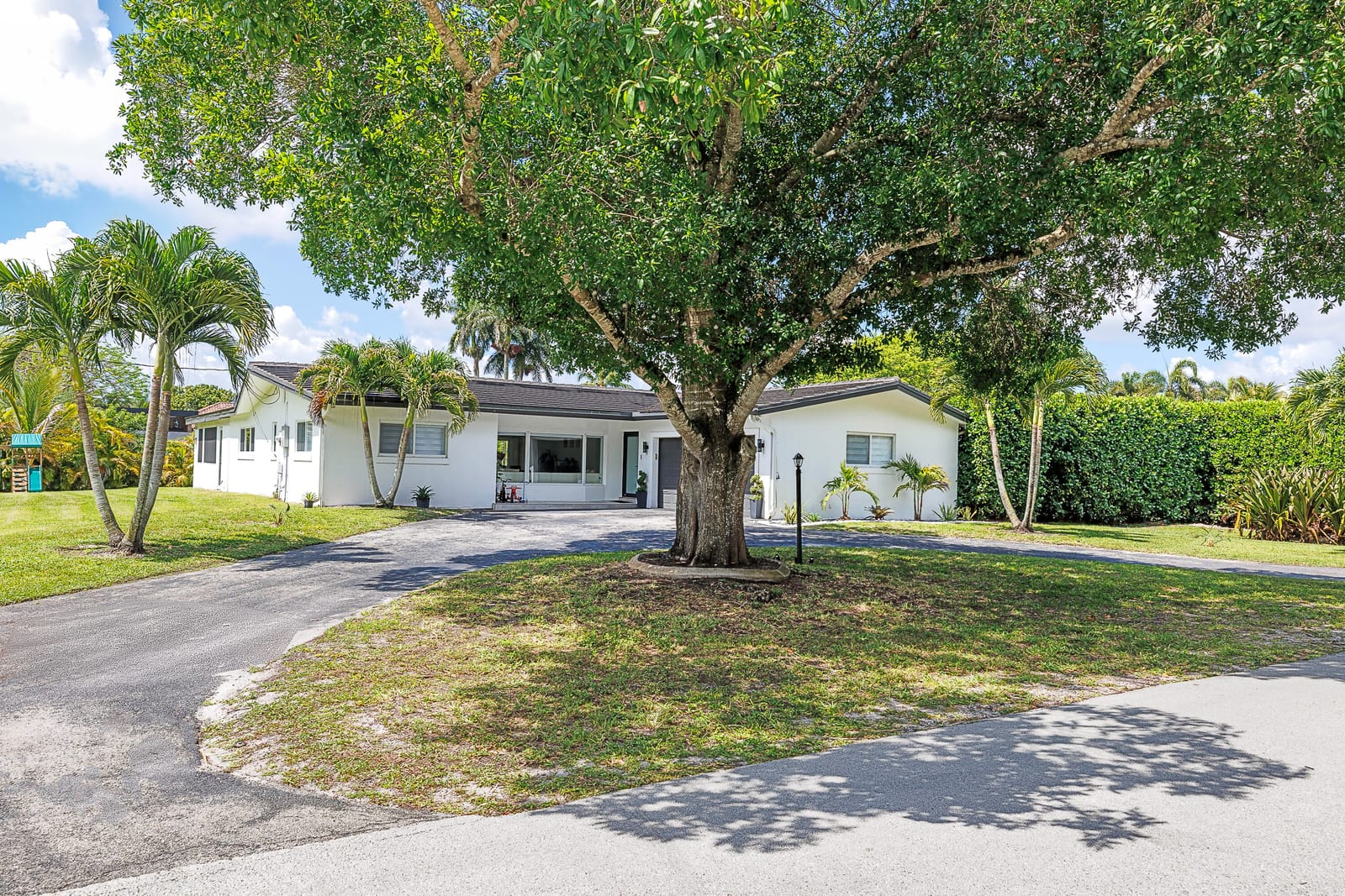 11821 NW 6th Court — photo 6
