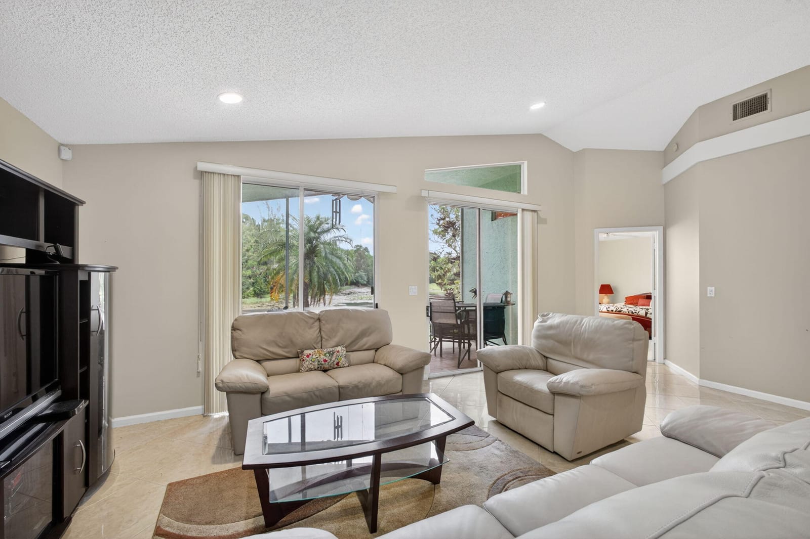 2860 Waters Edge Circle, Greenacres, FL 33413 photo 10