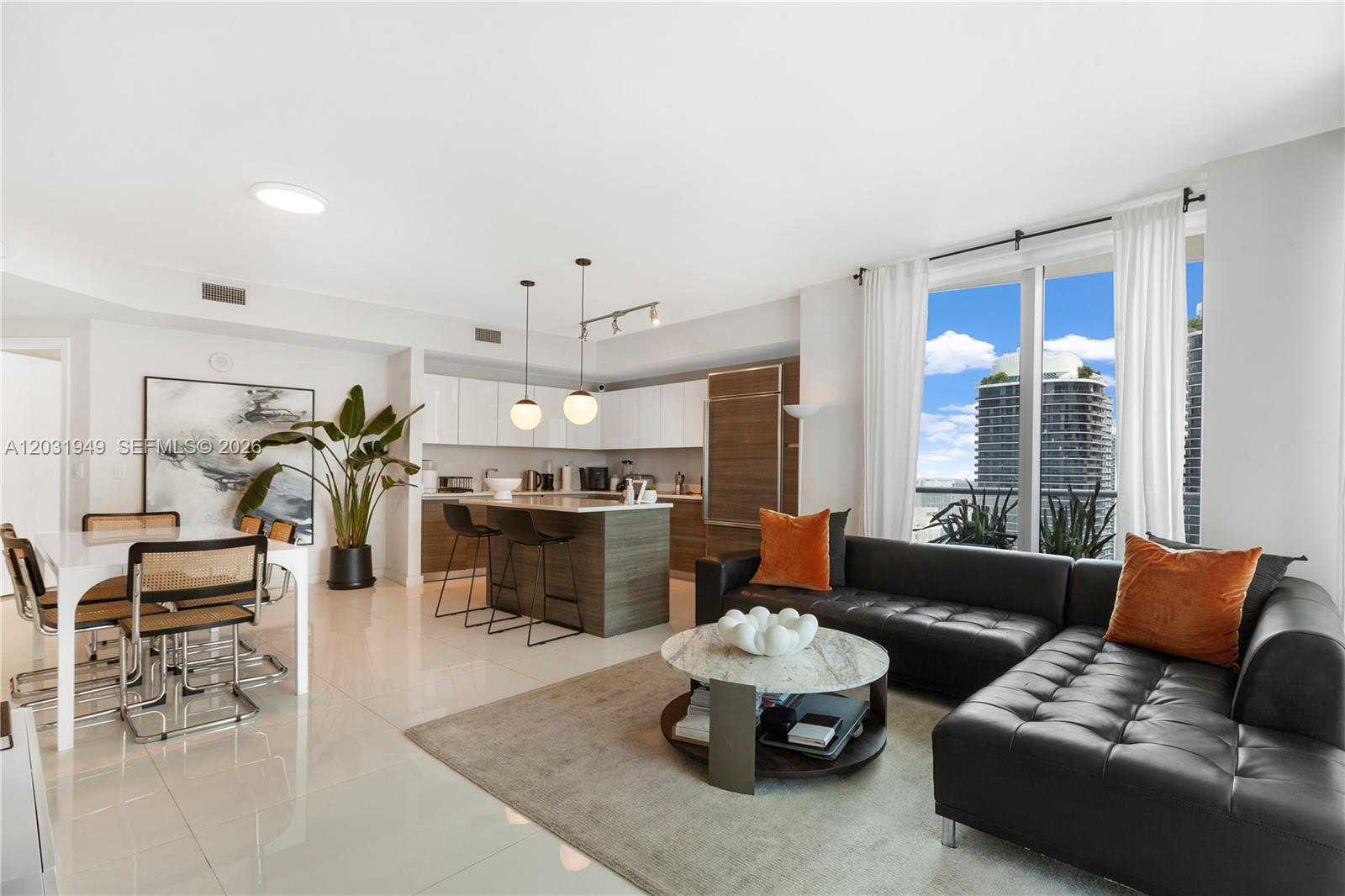 1100 S Miami Avenue 3810, Miami, FL 33130, Miami