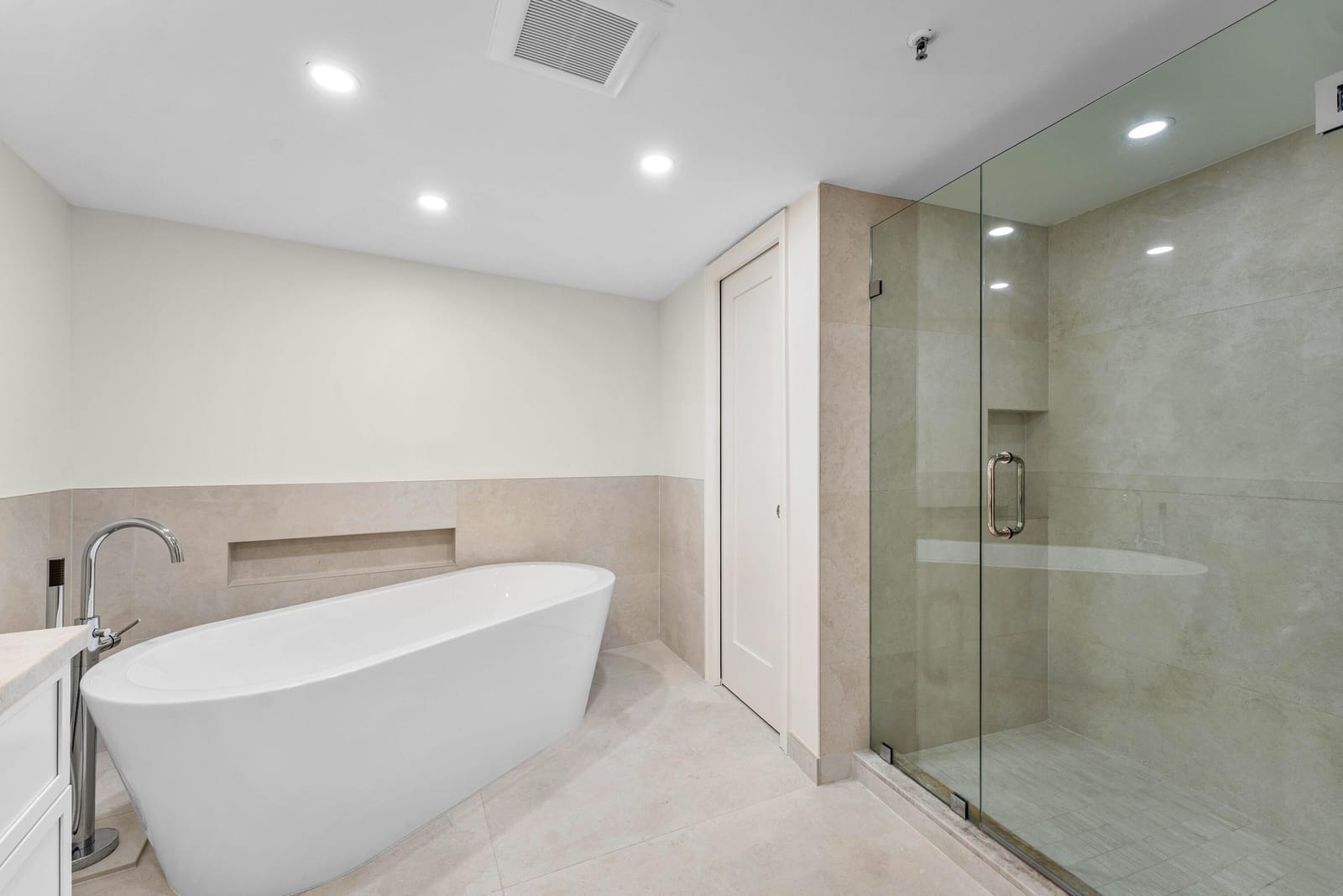 3360 S Ocean Boulevard 1 D I, Palm Beach, FL 33480 photo 17