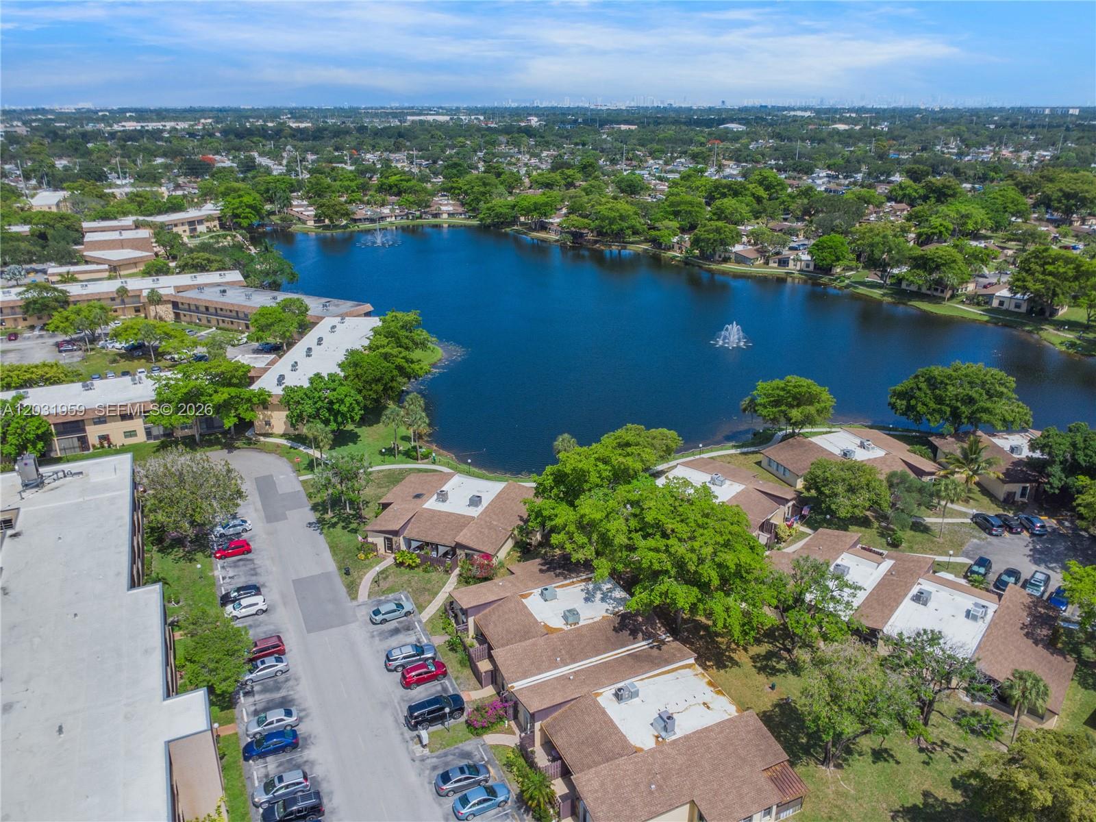 322 Briarwood Circle 117, Hollywood, FL 33024, Hollywood