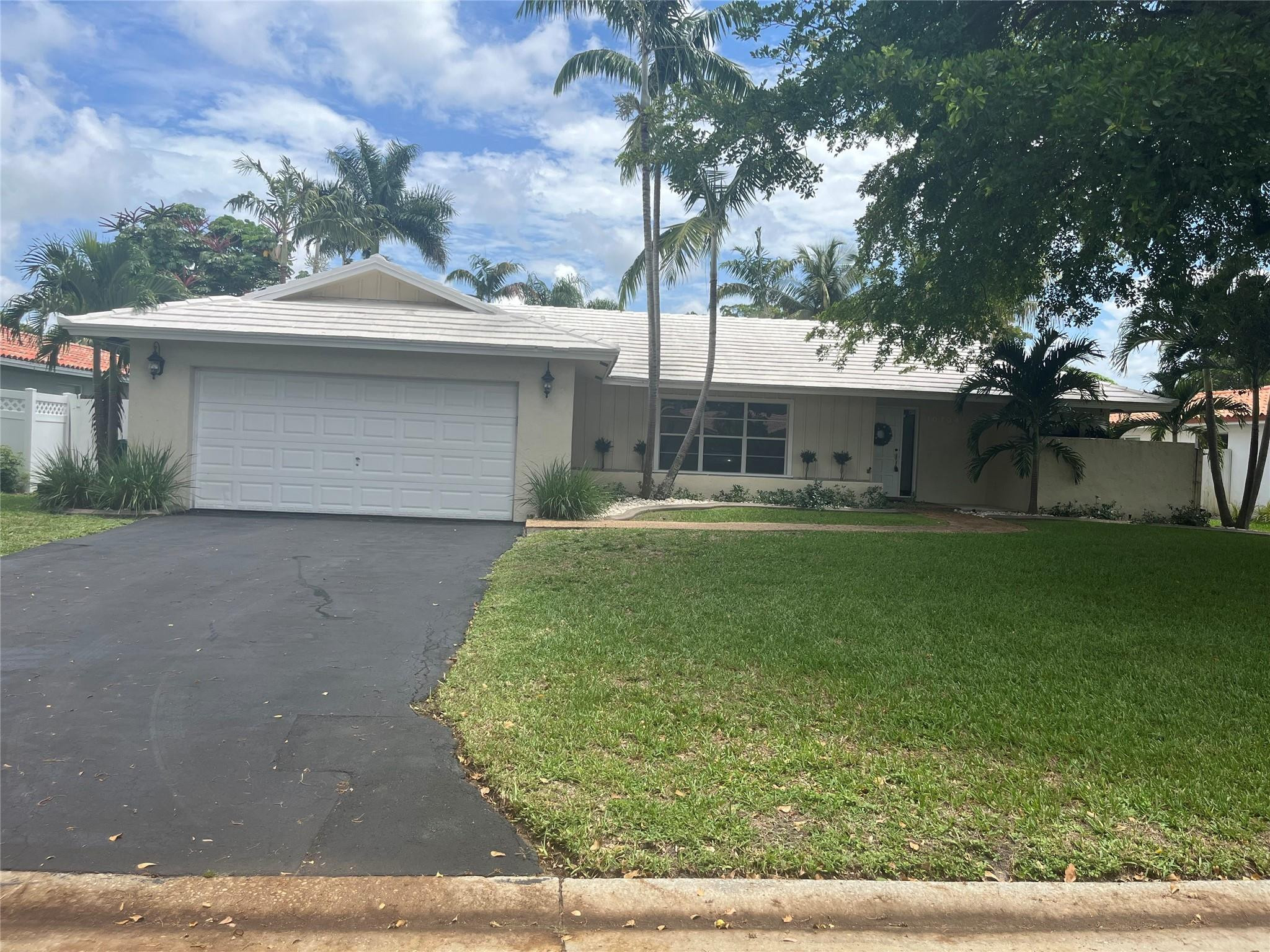 10734 NW 17th Manor, Coral Springs, FL 33071, Coral Springs