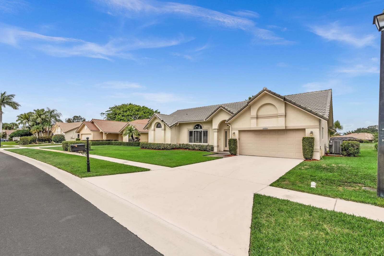 10201 Canoe Brook Circle, Boca Raton, FL 33498 photo 2