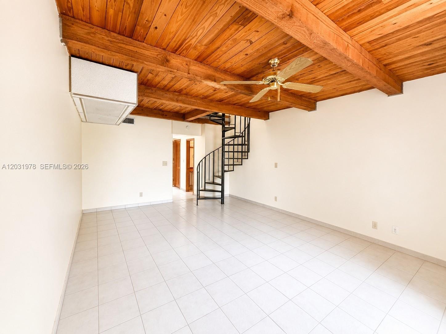 3719 Riverside Drive — photo 3