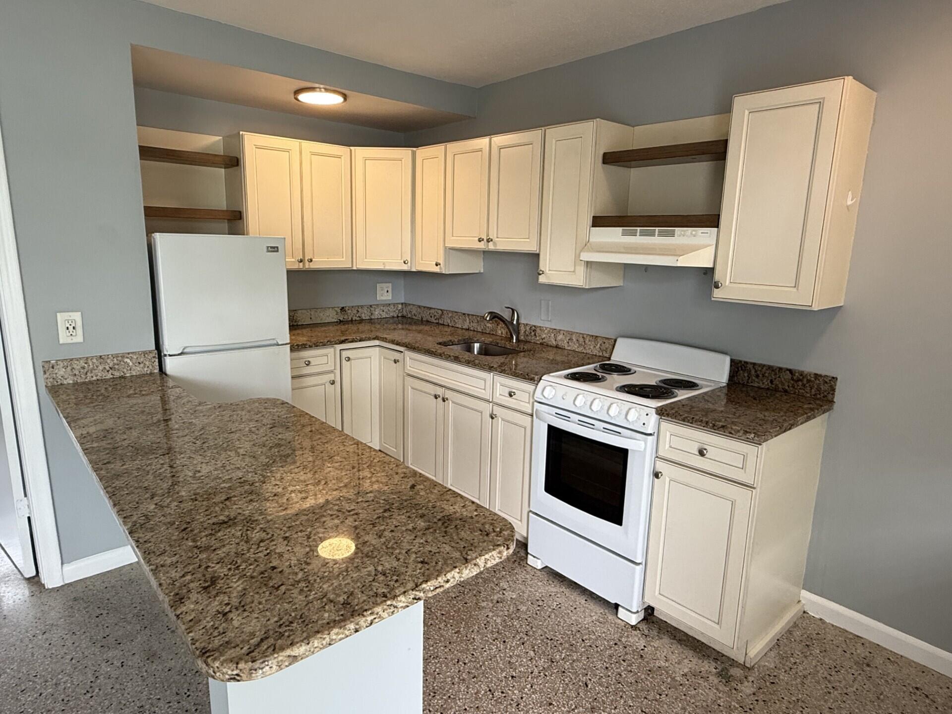 1118 N H Street 15, Lake Worth Beach, FL 33460, Lake Worth Beach
