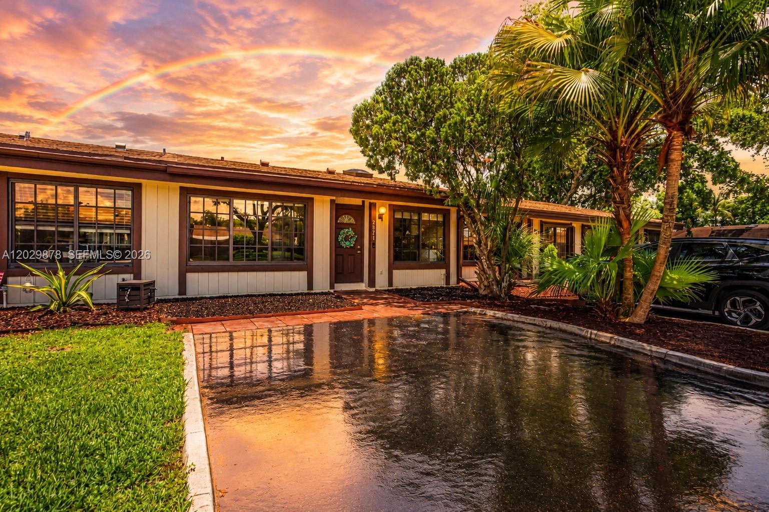 2321 Pine Needle Court, Pembroke Pines, FL 33026, Pembroke Pines