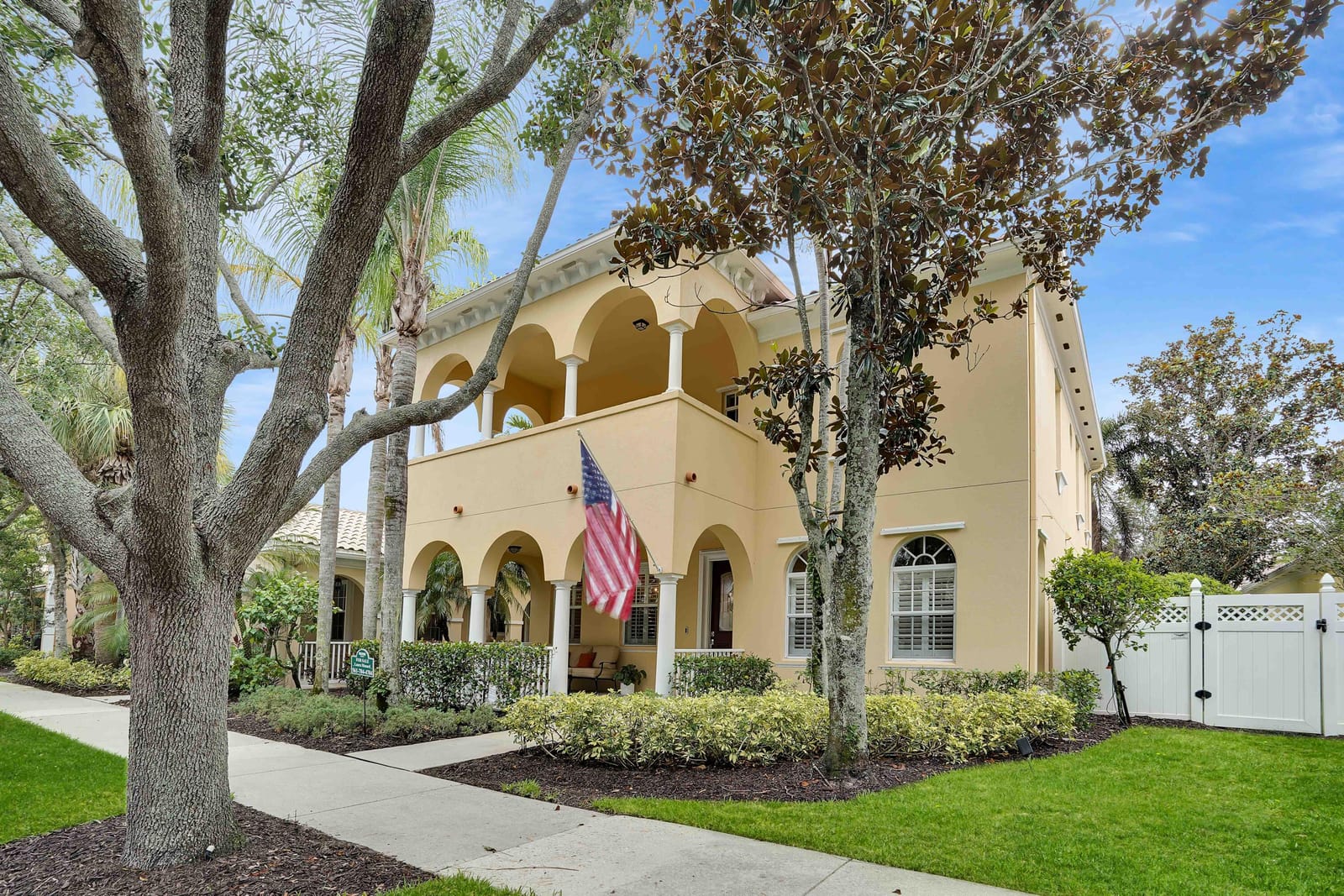 217 Florence Drive, Jupiter, FL 33458 photo 2