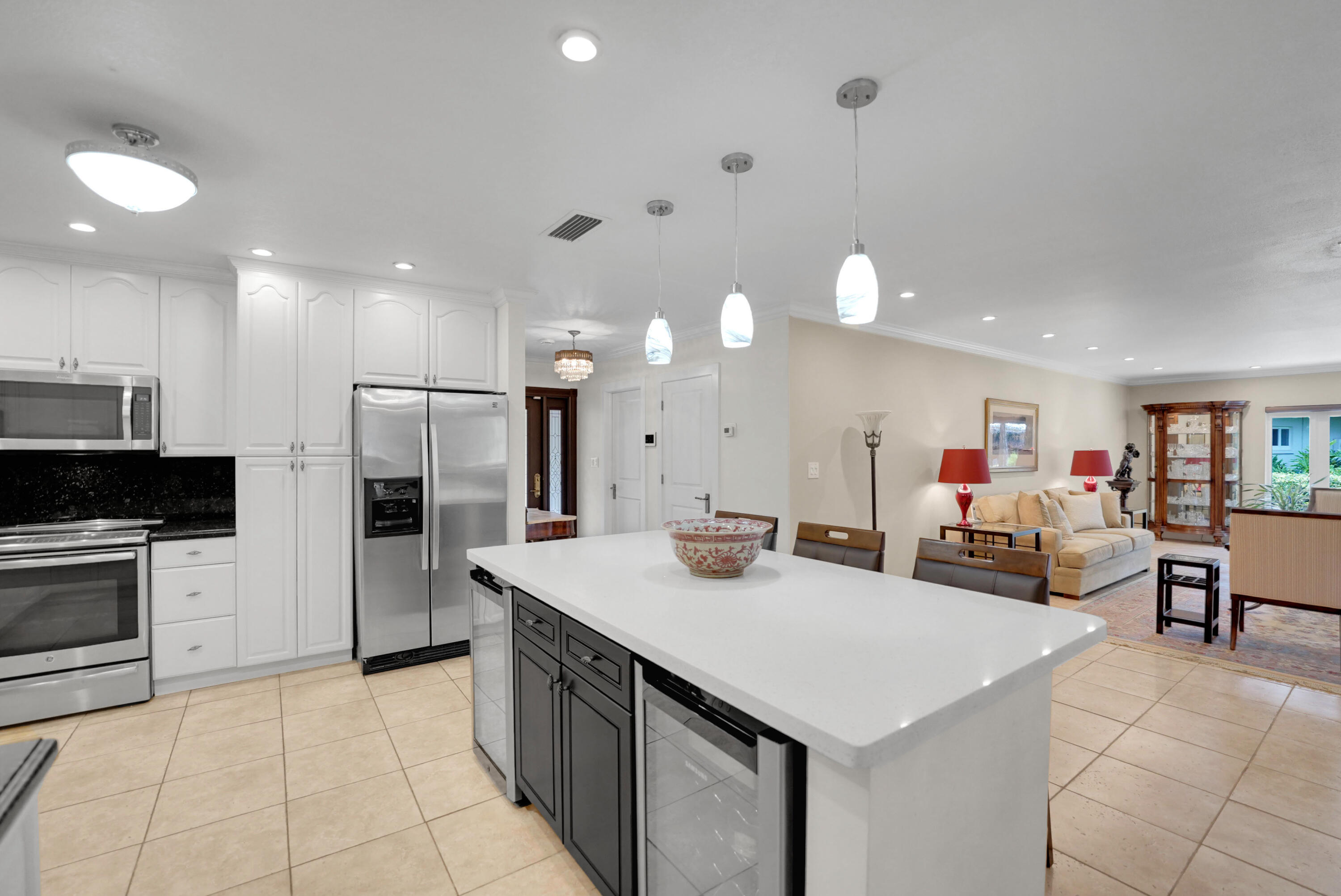 1019 E Cypress Drive, Pompano Beach, FL 33069 photo 13