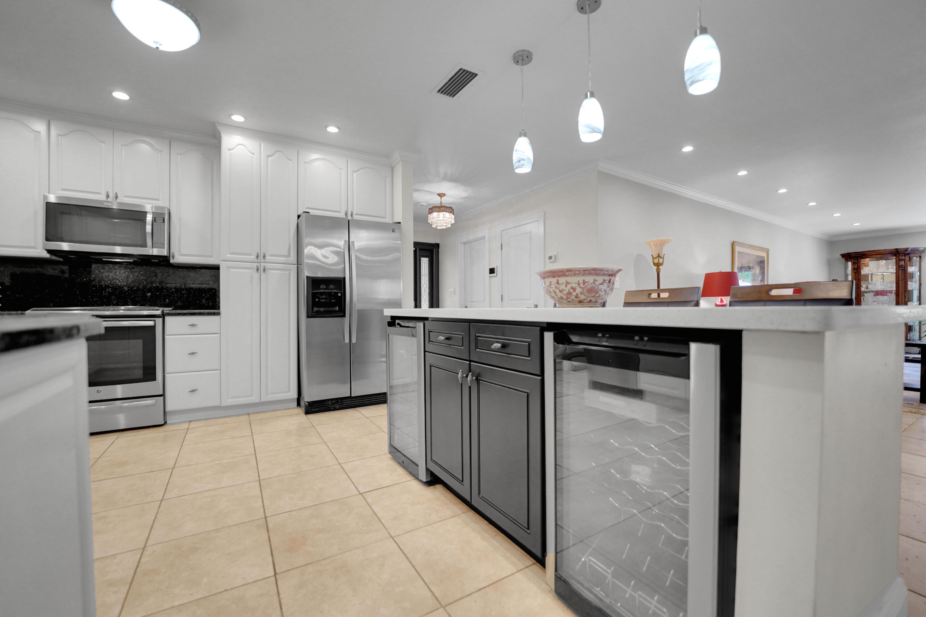 1019 E Cypress Drive, Pompano Beach, FL 33069 photo 15
