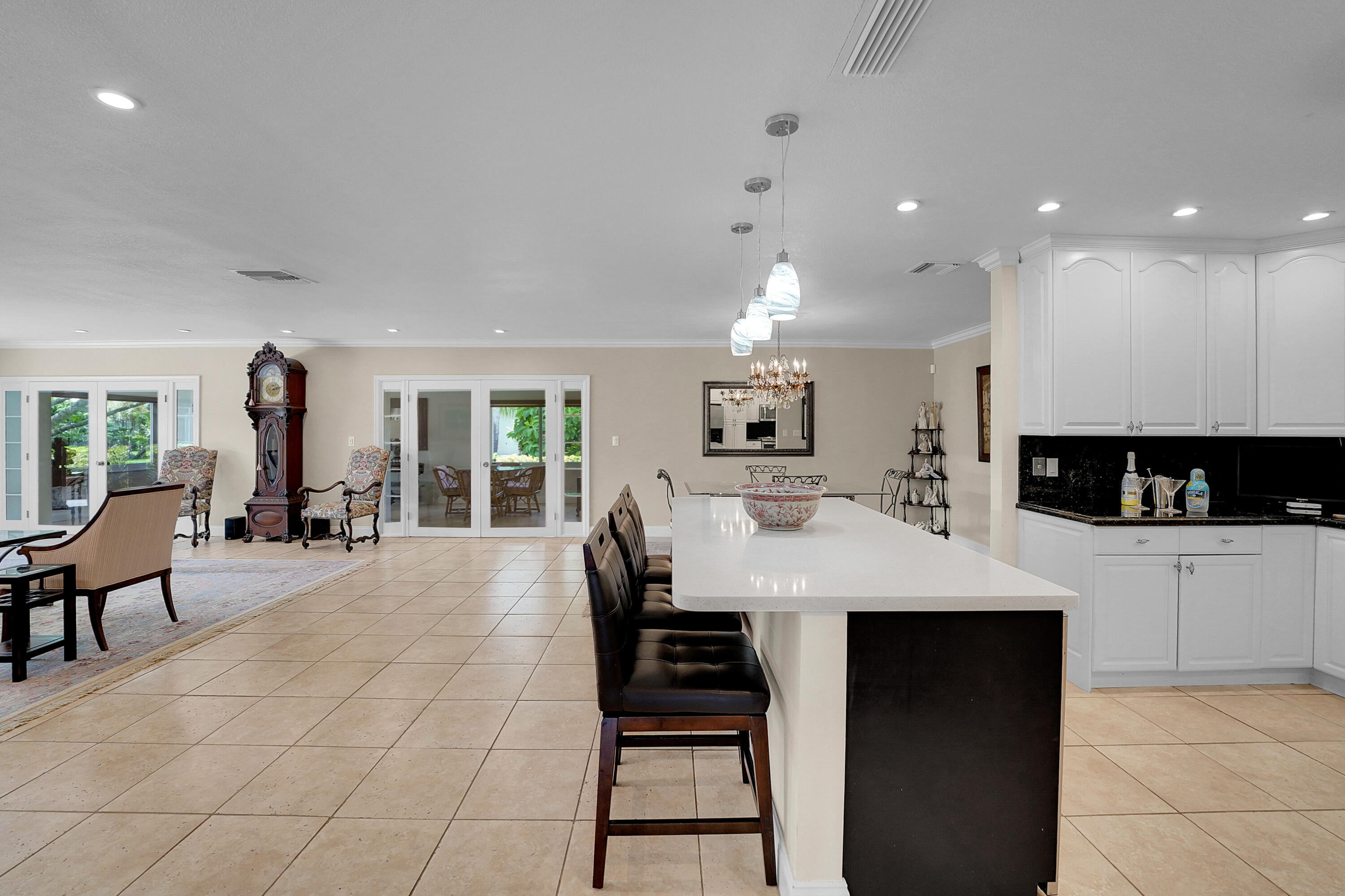 1019 E Cypress Drive, Pompano Beach, FL 33069 photo 9