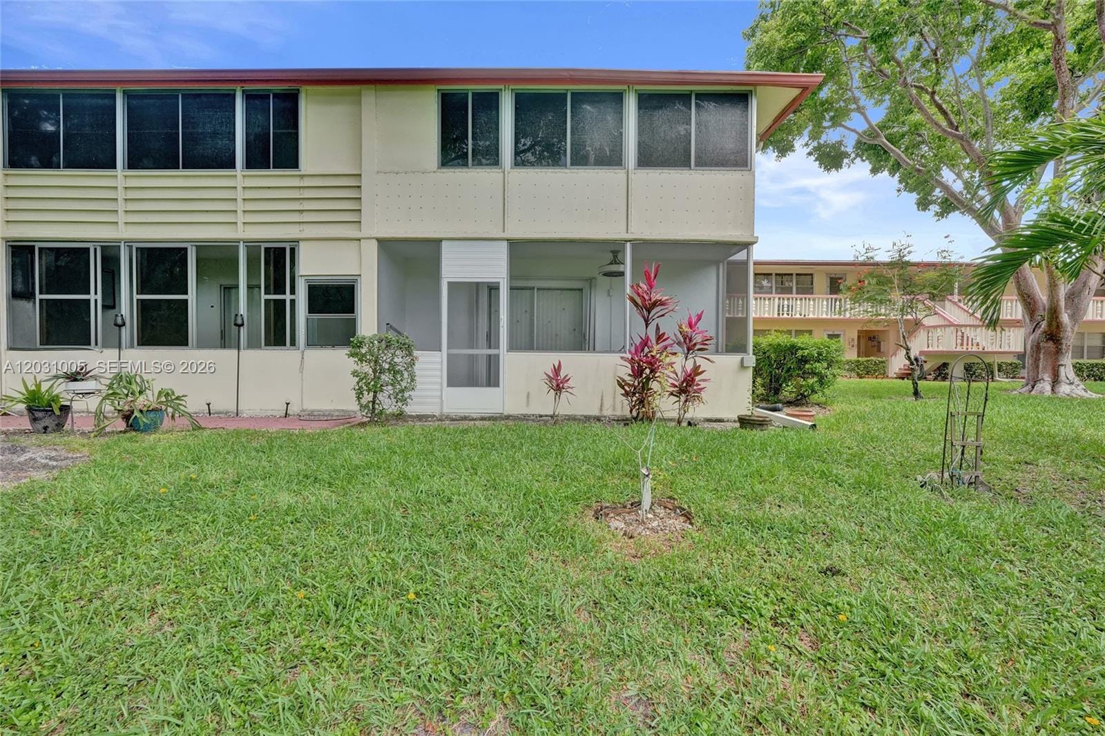 47 Camden B, West Palm Beach, FL 33417 photo 13